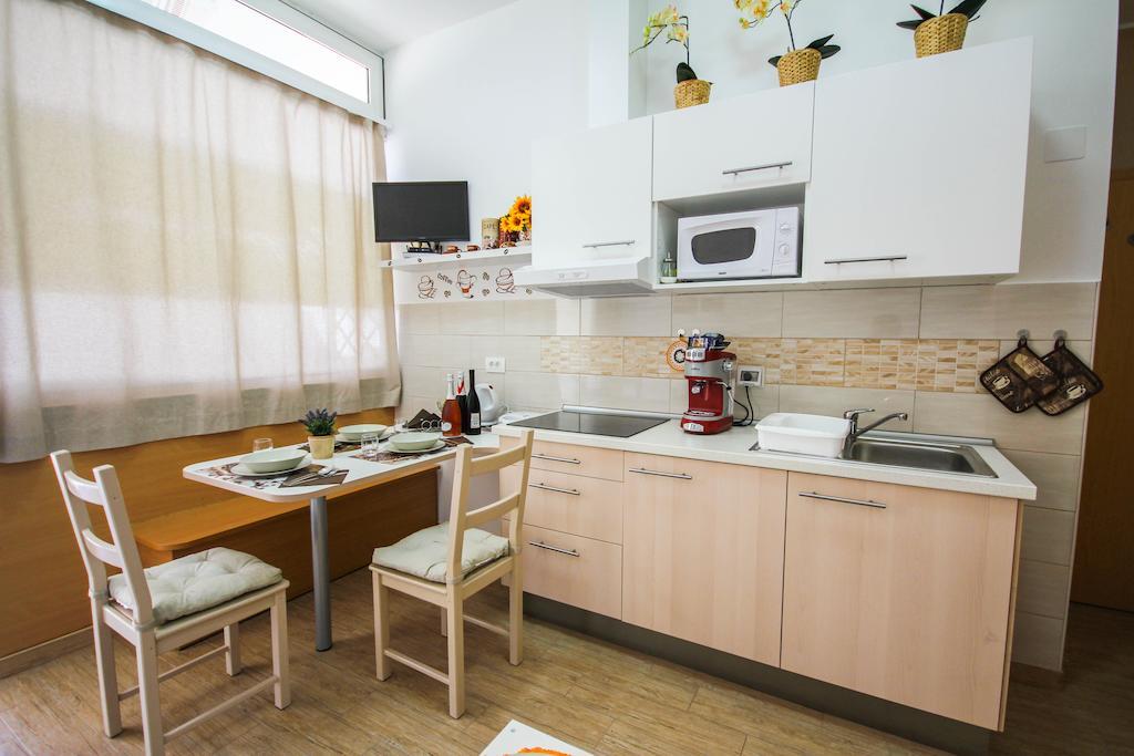 Apartments Lavanda & Cappuccino Portoroz Room photo